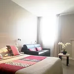 Helvetique Otel