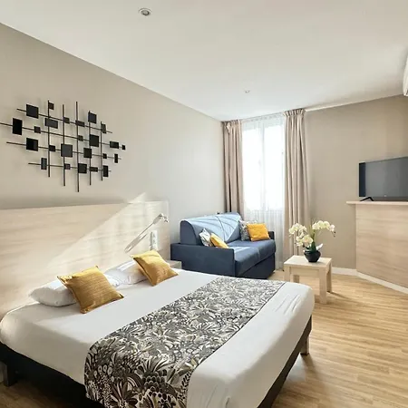 Helvétique Hotel Niza
