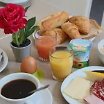 Helvétique Hotel