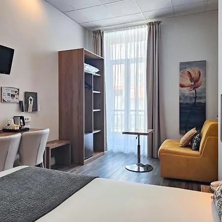 Helvétique 3*