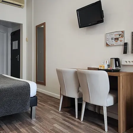 Helvétique Hotel