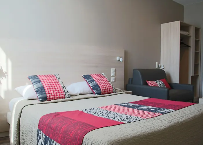 Helvétique Hotel Niza