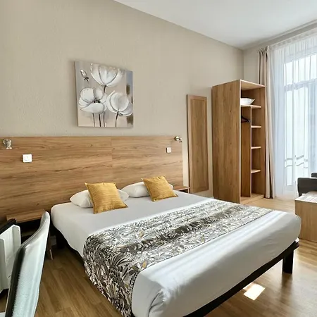 Helvétique 3* Nizza