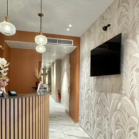Helvétique Hotel