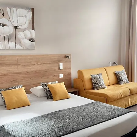 Helvétique Hotel