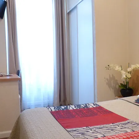 Helvétique 3* Nizza