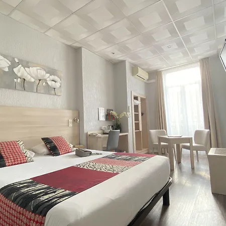 Helvétique 3*
